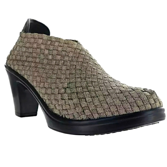 Corkys Womens 7 Bronze Metallic Nylon Weave Heels Stretch Pull On  Shoes - Picture 1 of 12